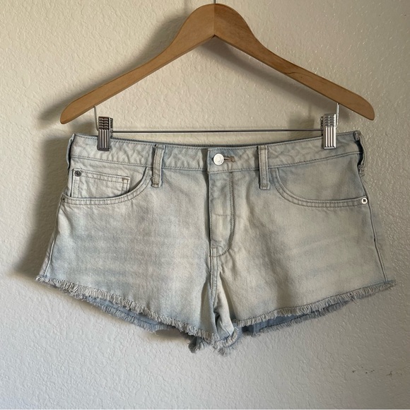Pilco and the Letterpress x Anthropologie Micro Denim Jean Shorts Frayed Y2K - Picture 7 of 7